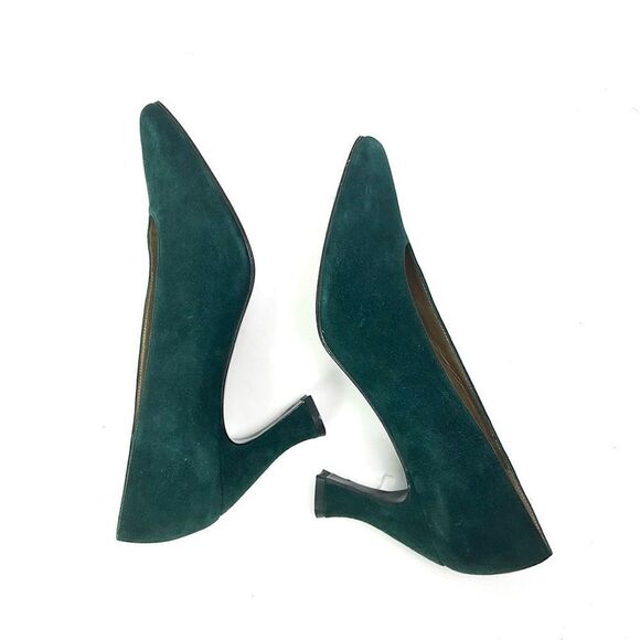 New Stuart Weitzman Green Suede Heels Pumps Gold Tone Leather Lining US 8 B - Picture 7 of 12
